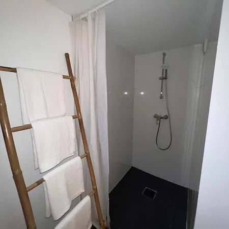 Studio Duplex Au Rez-de-chaussee Apartment Brussels