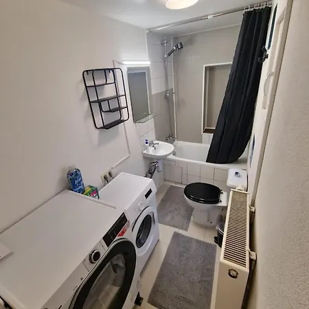 Apartment Sauna, Atomium, Expo Brussels, Stadium Roi Baudoin, Kinepolis, Planetarium, Centre *