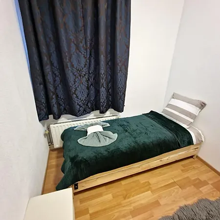 Sauna, Atomium, Expo Brussels, Stadium Roi Baudoin, Kinepolis, Planetarium, Centre Apartment