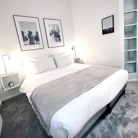Apartment Magnificent In Sablon Brussels
