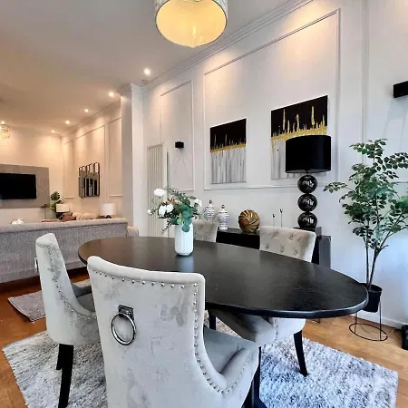 Apartment Cozy For 9 Guests Midi Station *