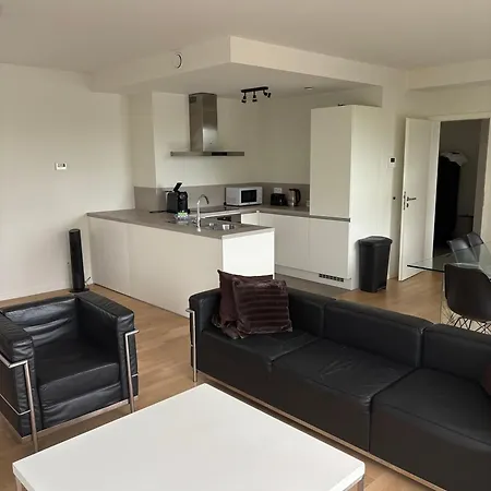 Modern Close To Everything * Brussels