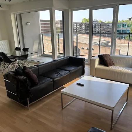 Apartment Modern Close To Everything *