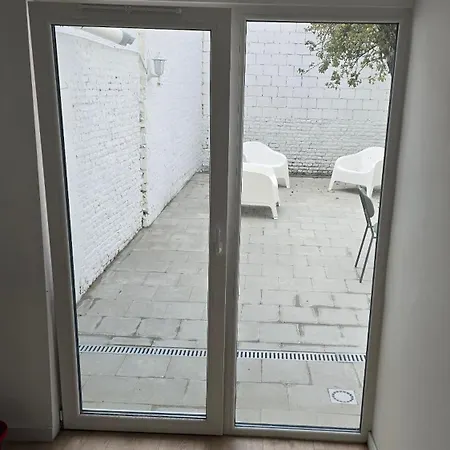 Apartment Escape Sleeps 6 *