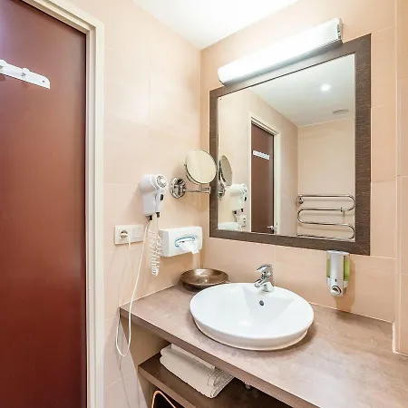 La Legende Hotel 3*