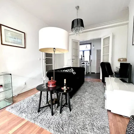 Appartement Chic Heart Of The With Balcony *