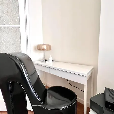 Appartement Chic Heart Of The With Balcony Brussel