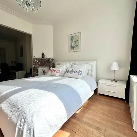 Appartement Chic Heart Of The With Balcony *