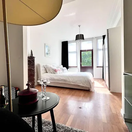 Chic Heart Of The With Balcony * Brussel