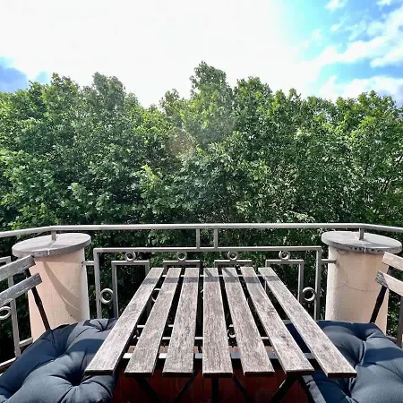 Appartement Chic Heart Of The With Balcony *