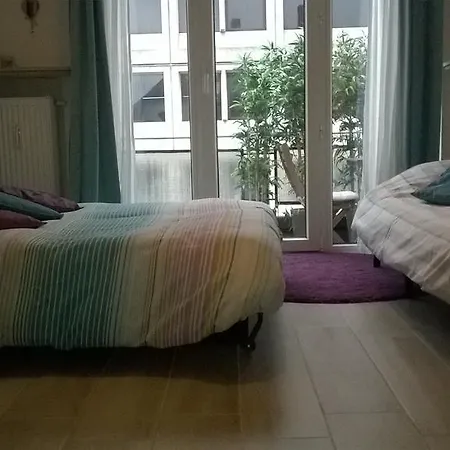 Congres Apartment *