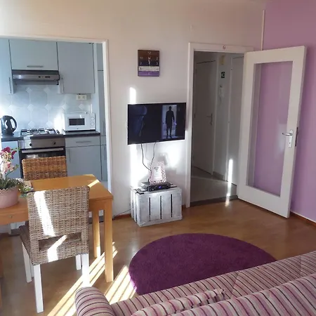 Central Flats Apartment *