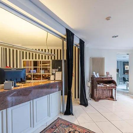 Hotel La Legende