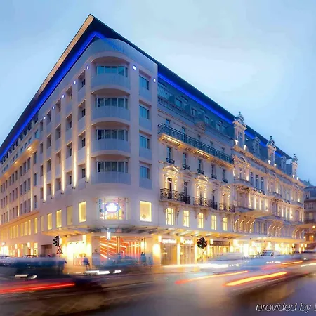 Aparthotel Adagio Grand Place 4*