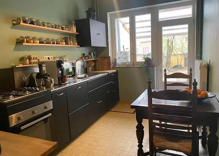 Superbe Appartement Avec Jardin, Sauna Et Jacuzzi