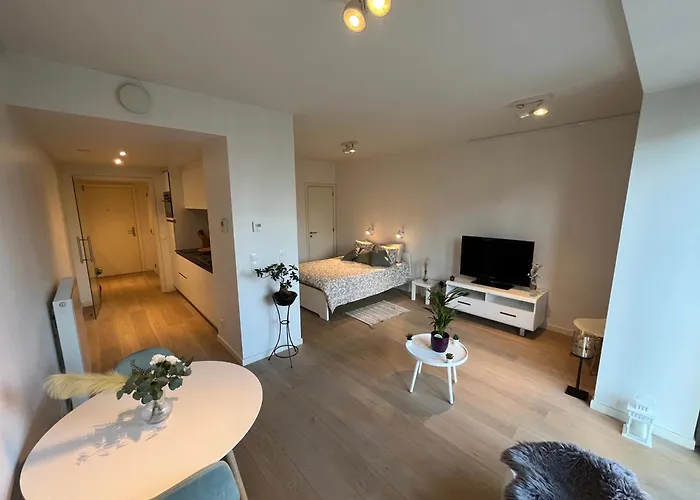 5Ensational Studio - Center