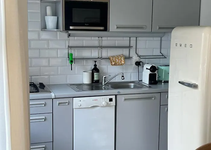 Beautiful Luxurious Studio In The Heart Of The European Quarter