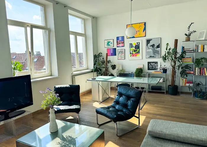 Bright Apartment In Saint-Gilles
