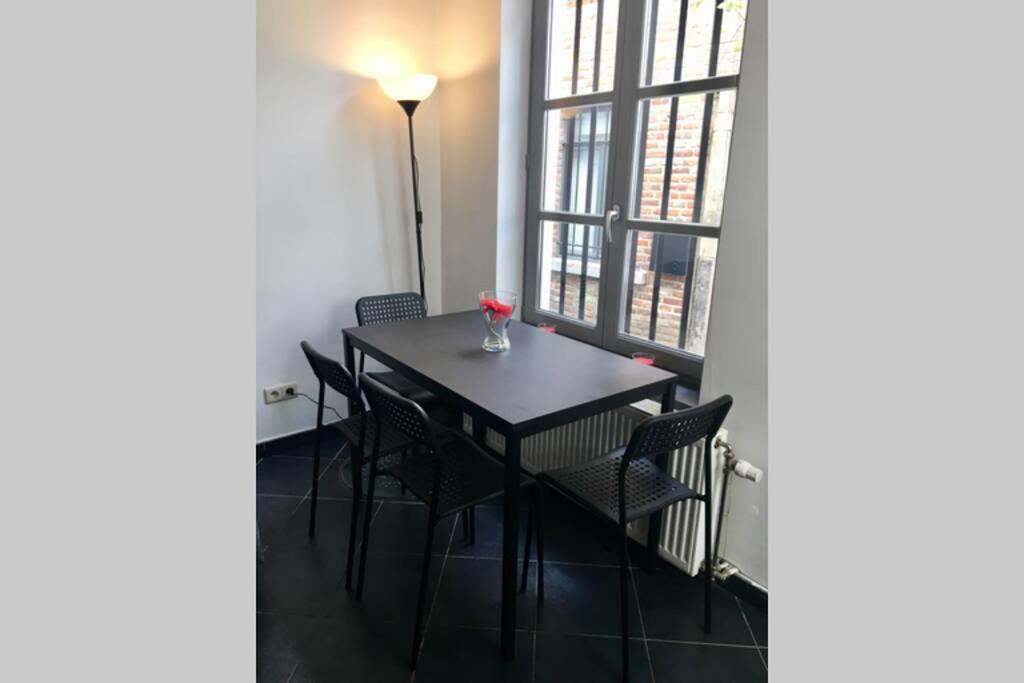 En Plein Coeur De Bruxelles. Superbe Duplex.a Voir! Apartment