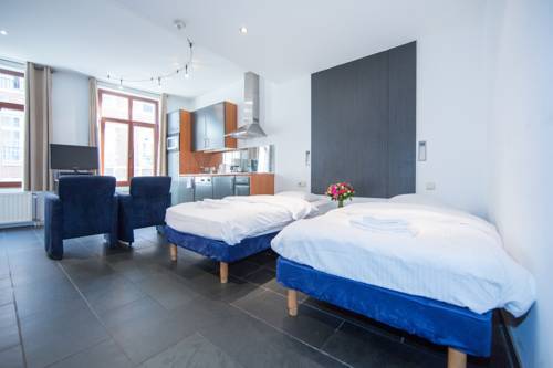 Azimut Flathotel 3*