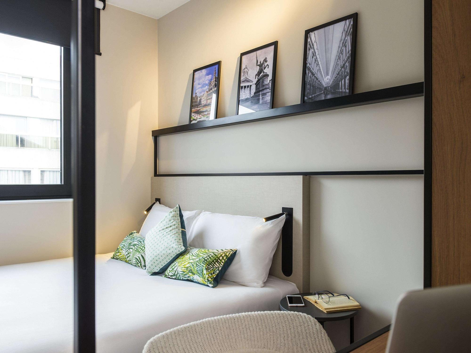 Hotel Ibis Brussels Centre Chatelain 3*