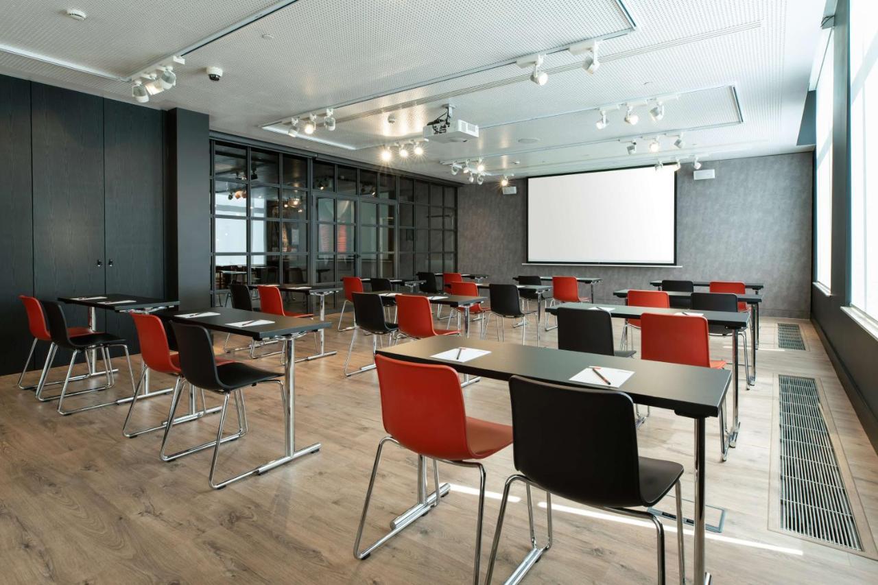 Radisson Red Brussels Hotel Ixelles