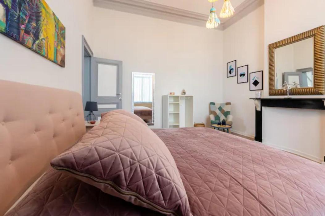 Manoir Bel Horizon Avec Grand Jardin Et Parking Prive Brussels