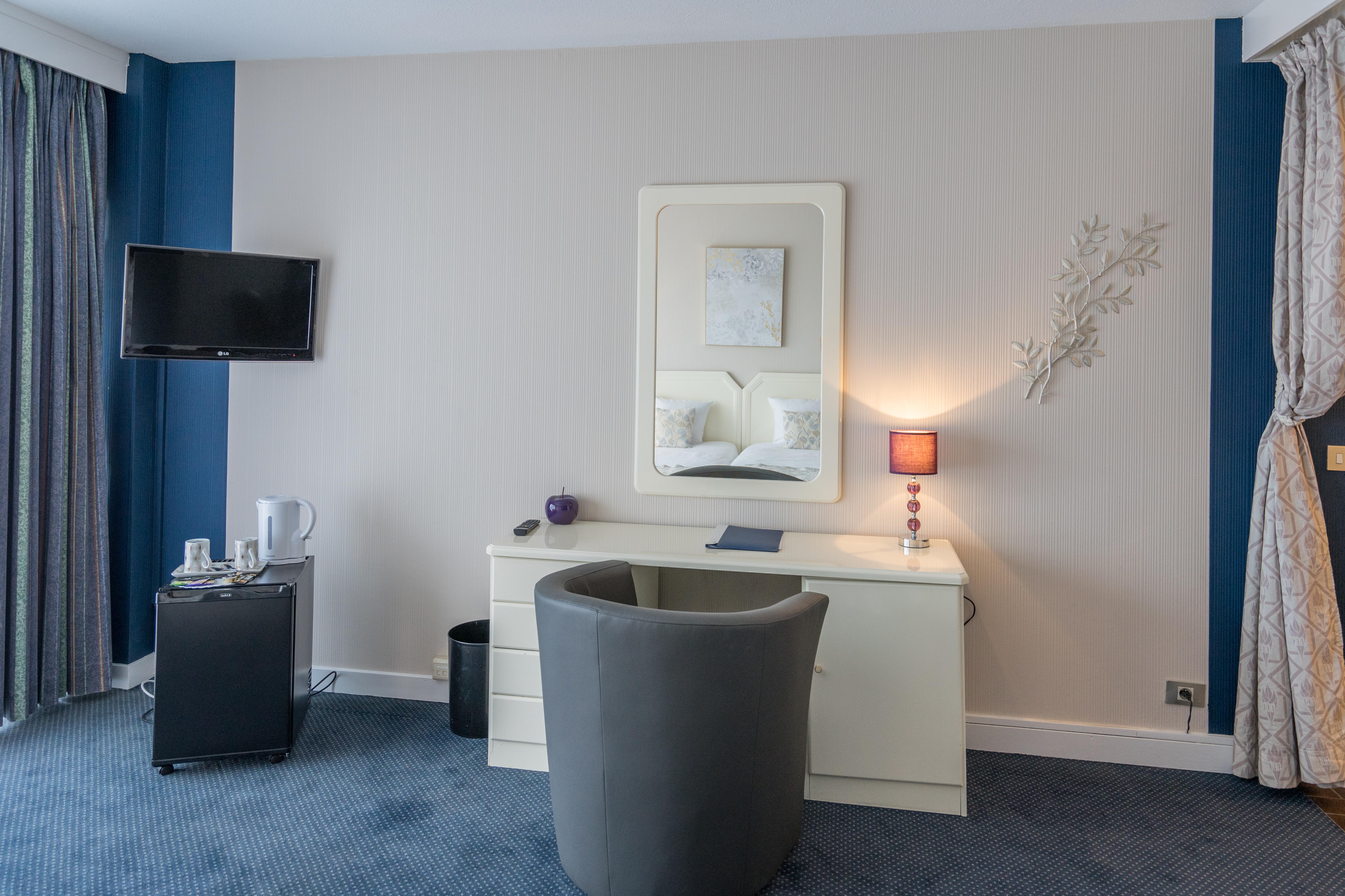 Hotel First Euroflat 4*