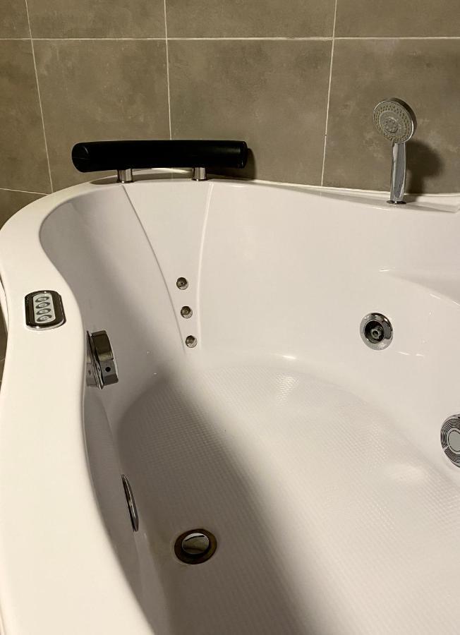 Appartement Superbe Pres De Avec Prive