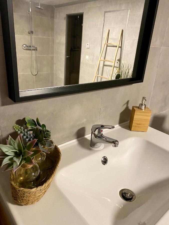 Appartement Superbe Pres De Avec Prive