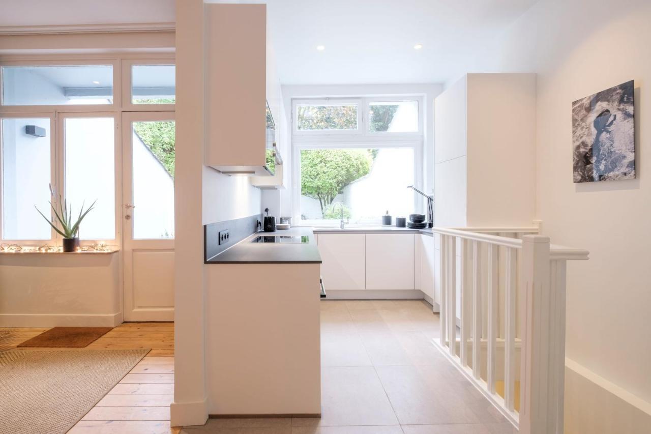 Superb 1 Bedroom With Garden At Chatelain