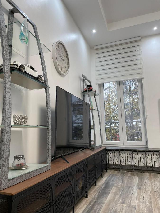 Duplex Situe A 2min De La Gare Du Nord *