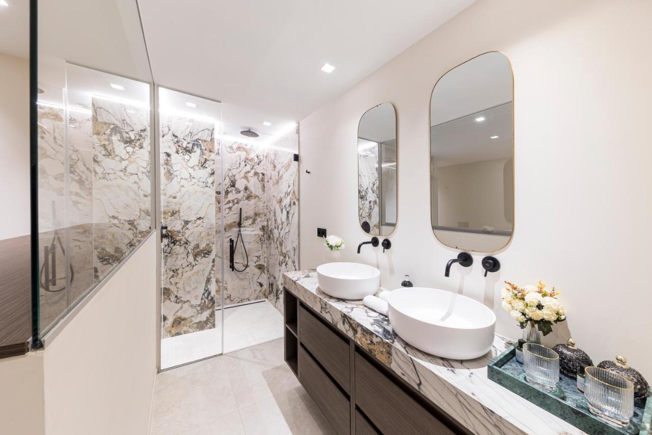 Apartment Luxury 3 Bedrooms Townhouse In Perfect Location