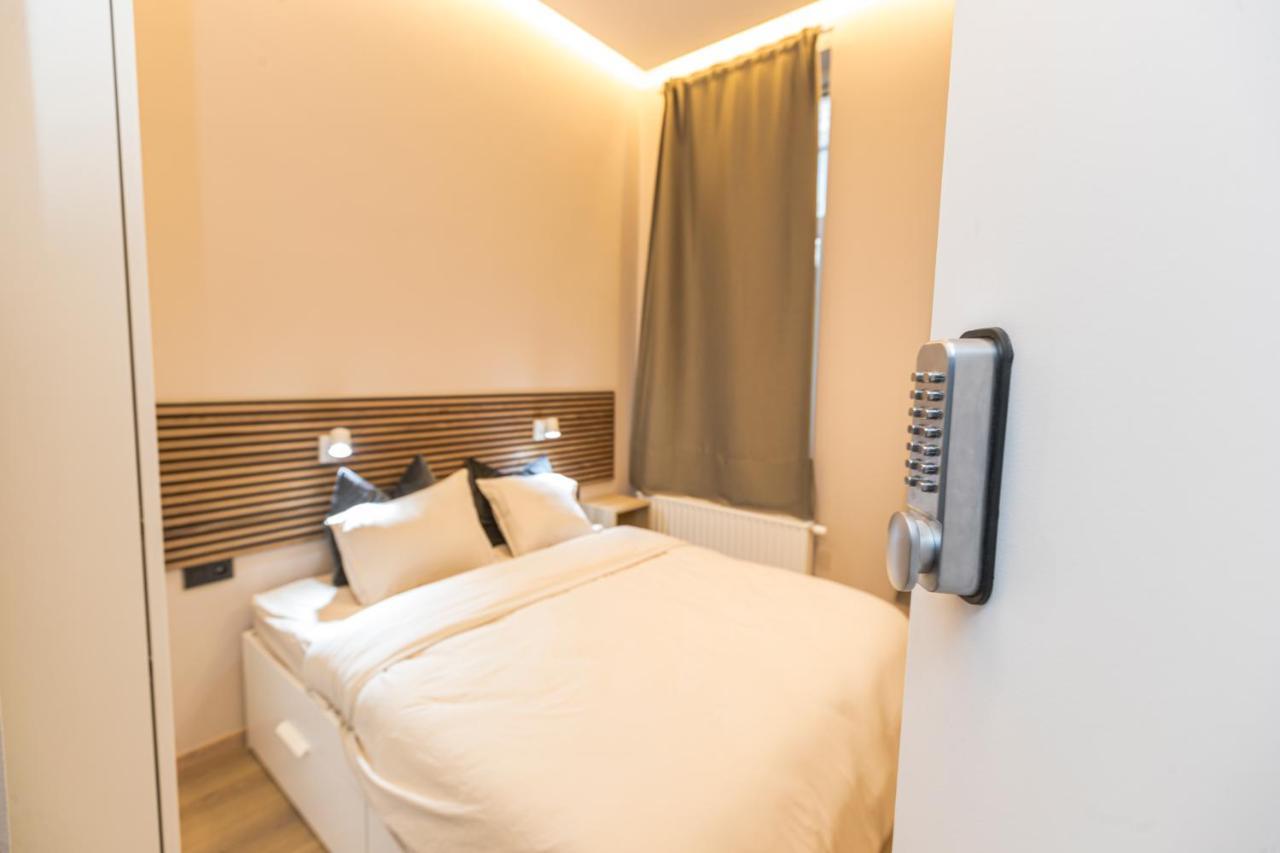 Golden Dove Luxury Aparts Apartment *