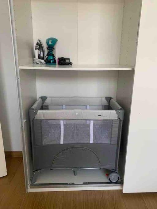 Bel Proche De Gare Du Midi, A Cote Du Centre *