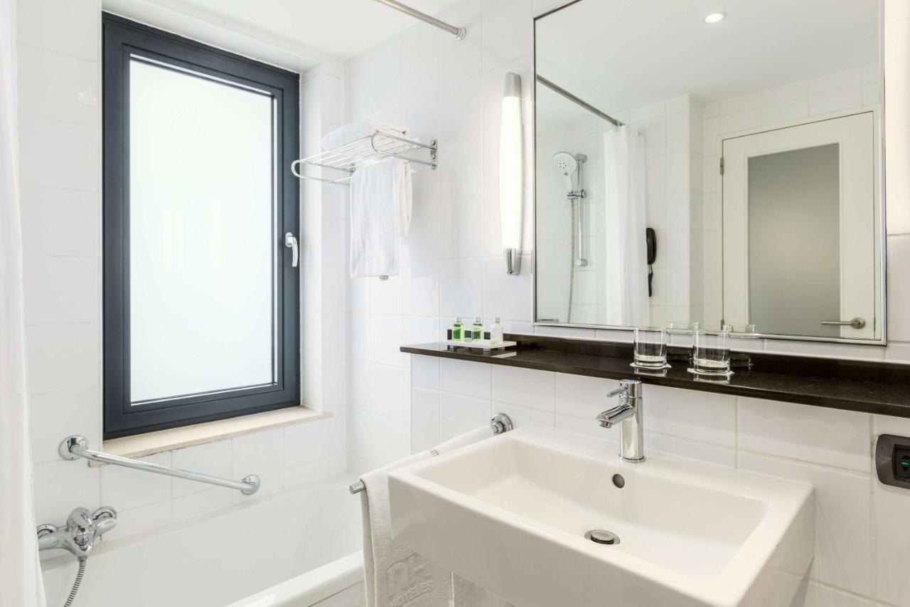 Nh Grand Place Arenberg Khách sạn 4*