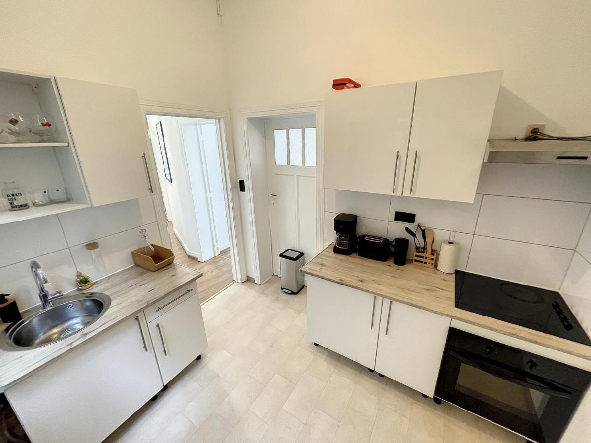 Hypercentre 4 Apartment
