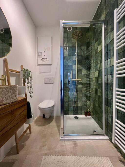 Lovely 2-bedroom Duplex W/ Balcony In Appartement Brussel