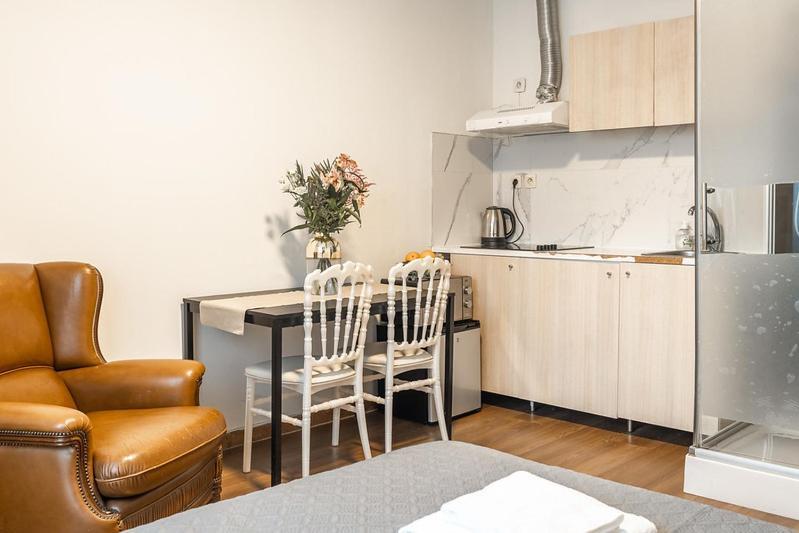 Apartment Dupont Gare Du Nord