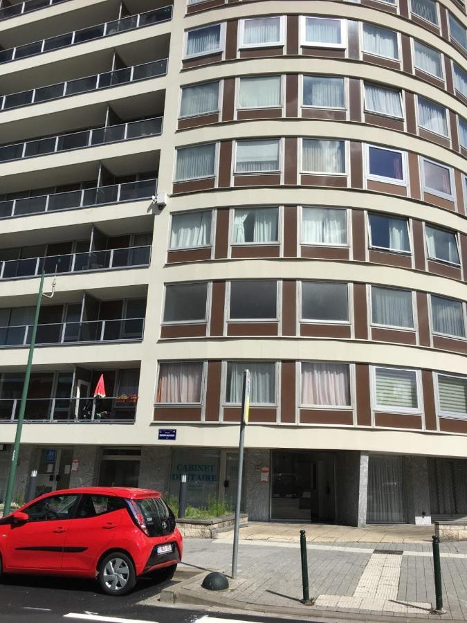 Apartamento Sunny Studio In Brussels, With A Balcony View Of The Basil. *
