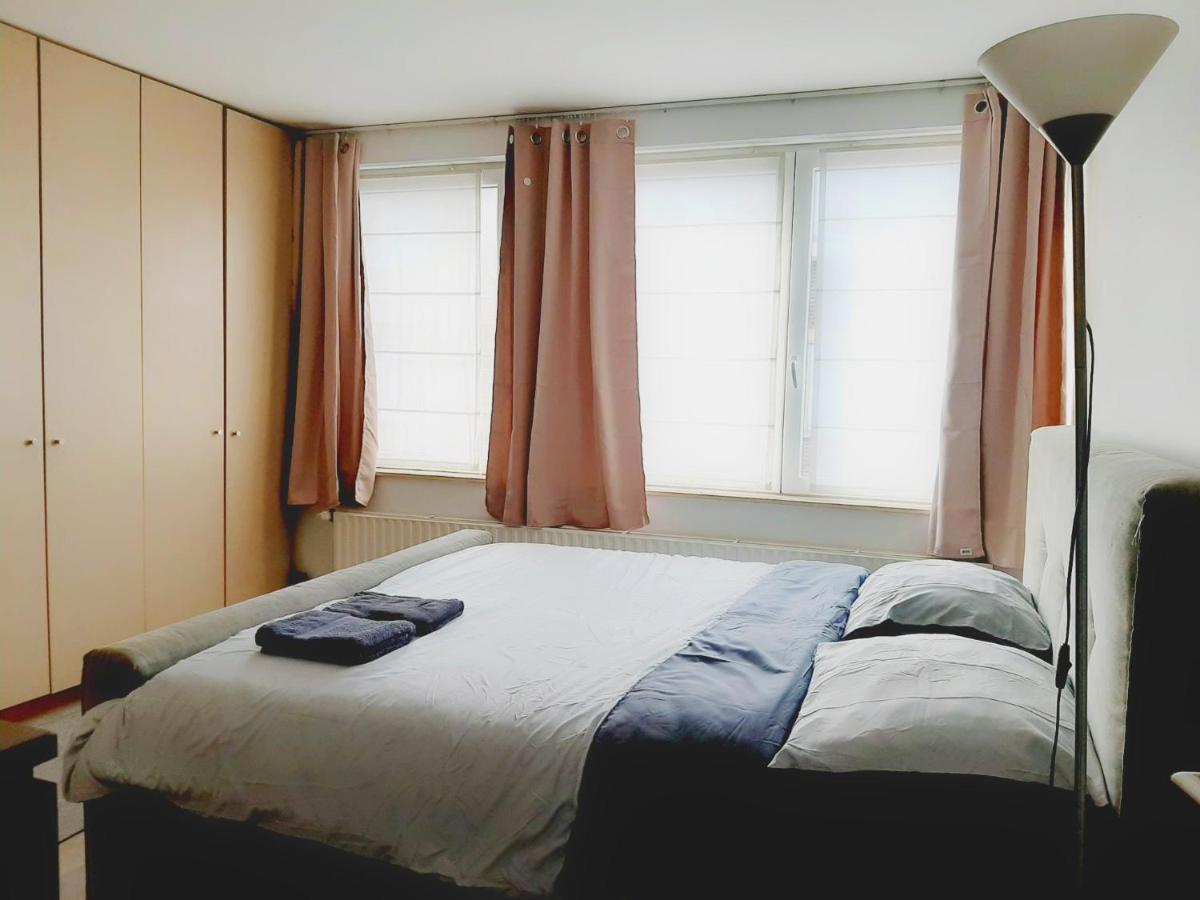 Maison Confortable A Proximite De L'atomium Apartment *