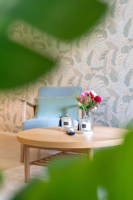 Love Green Apartment