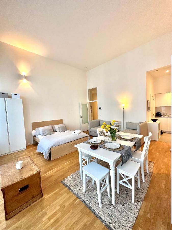 Apartment European Comission Beautiful Studio Brussels