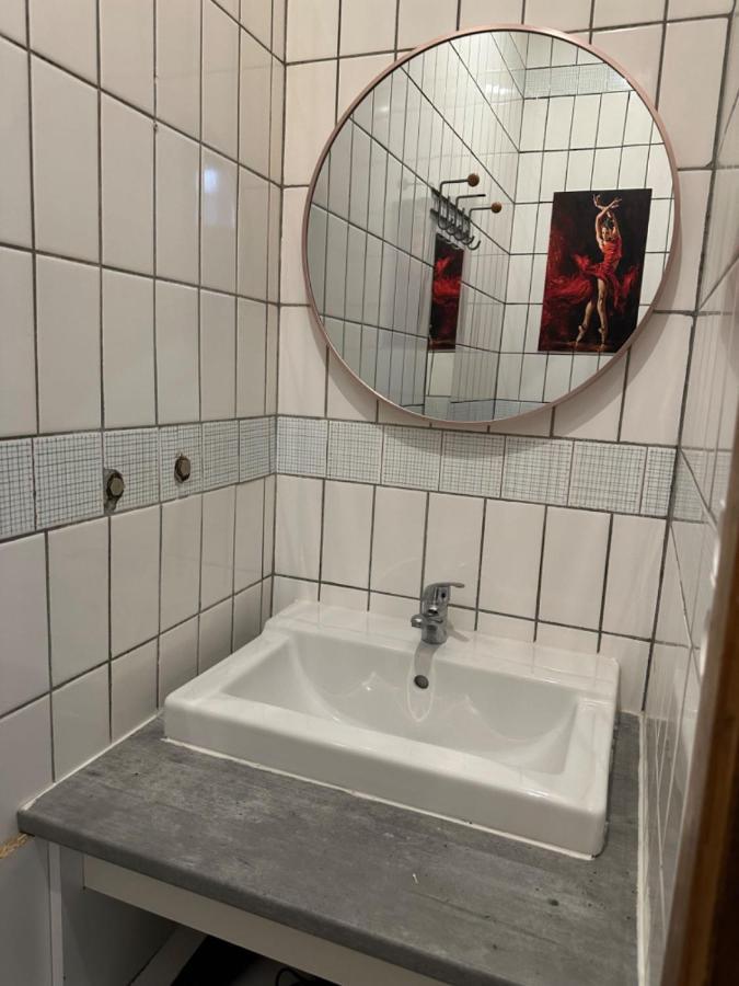 Miroir27 Casa de hóspedes 2*