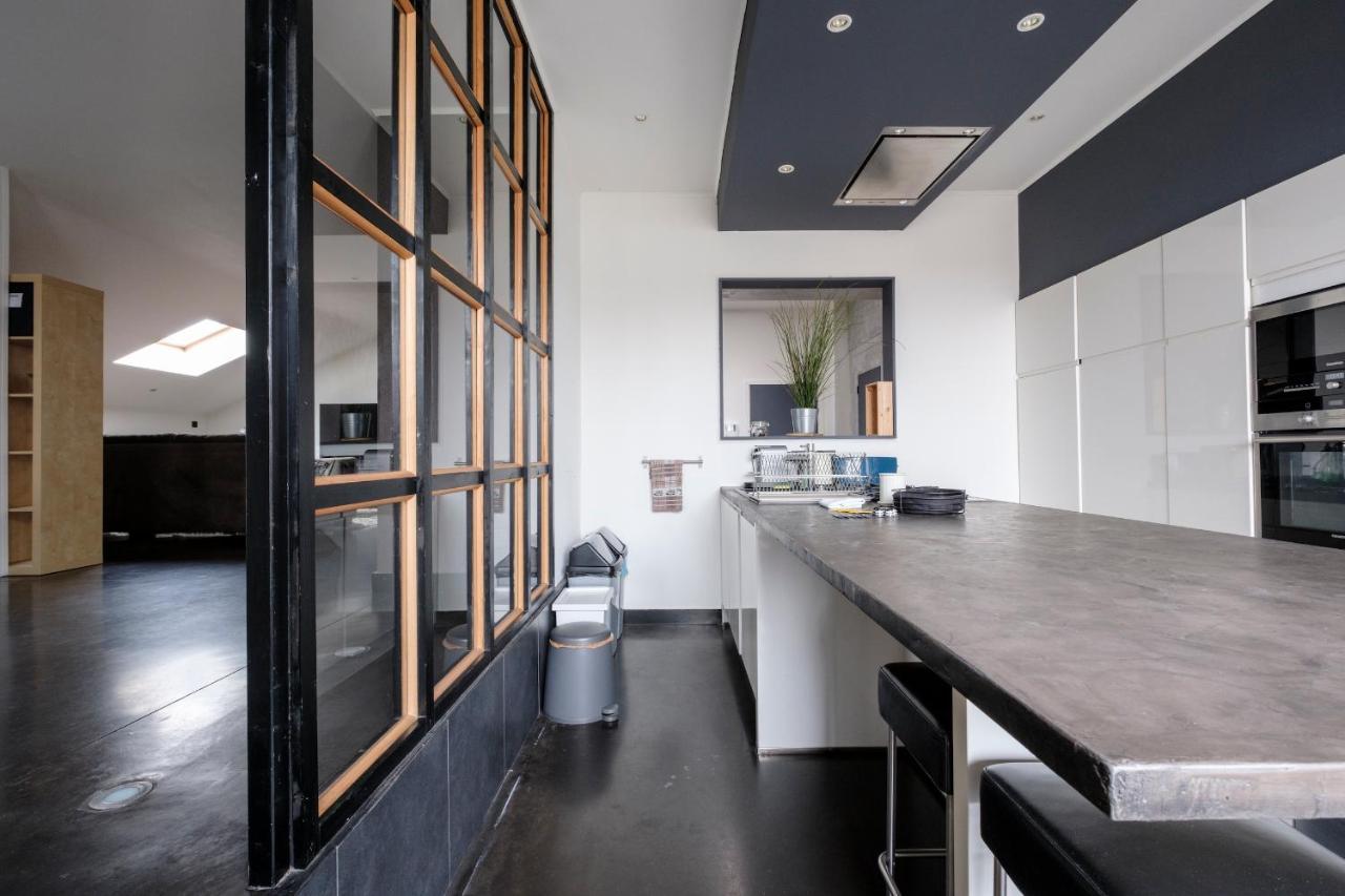 Beautiful Penthouse With Terrace Tour & Taxis Apartment