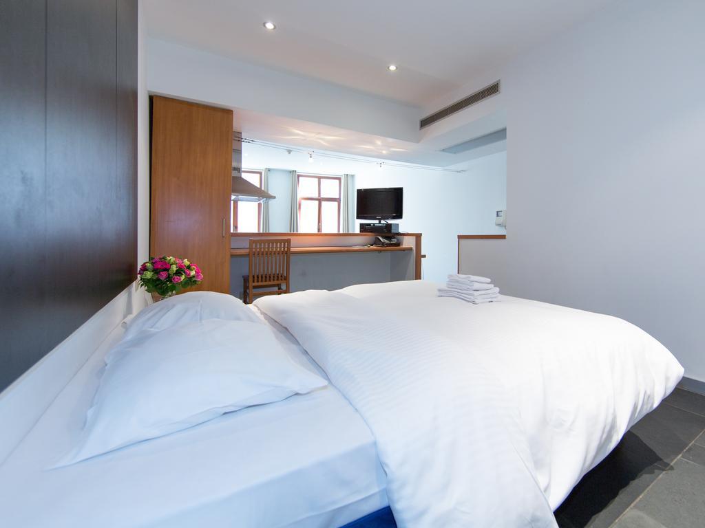 Aparthotel Azimut Flathotel 3*