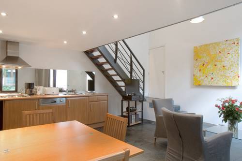 Azimut Flathotel