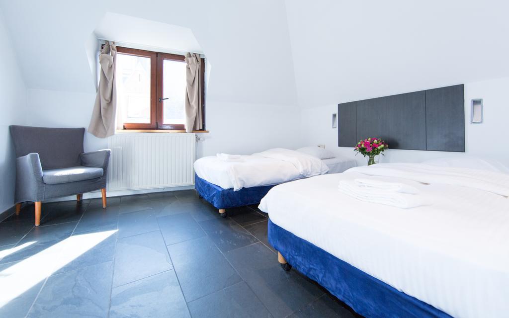 Aparthotel Azimut Flathotel 3*