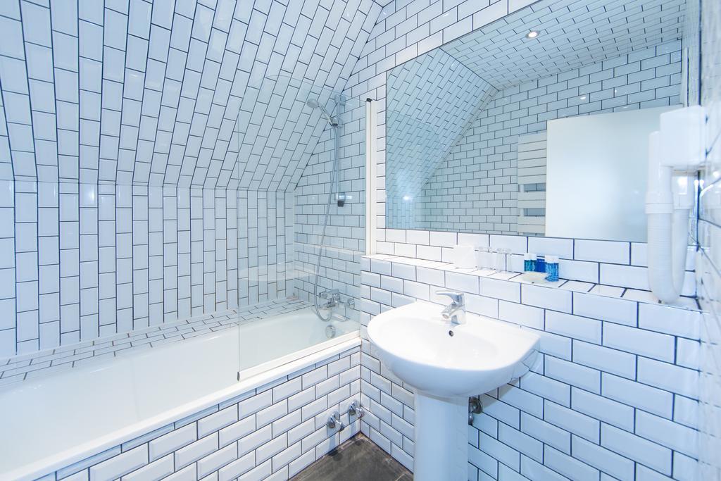 Azimut Flathotel Aparthotel 3*