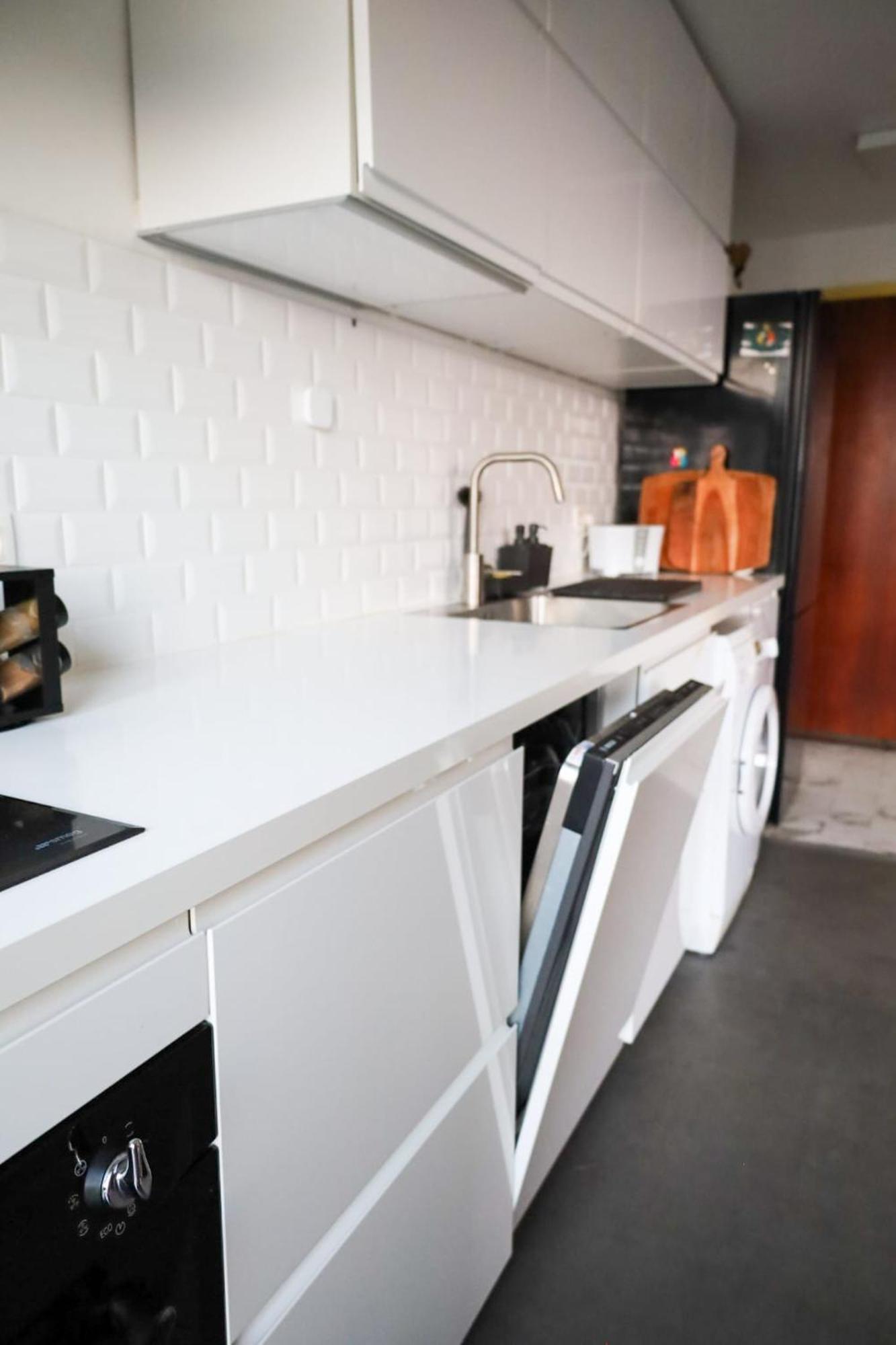 Apartment Furnished - Bright, Modern In Brussels, 15 Minutes Walk From The Atomium Brüssel